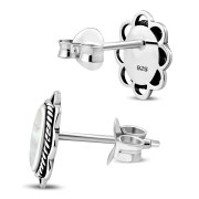 Mother of Pearl Oval Earrings - e362